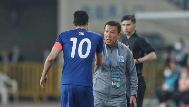 江南体育-严谨布阵+奇兵后招 崔康熙战术对决胜出凭一“点”