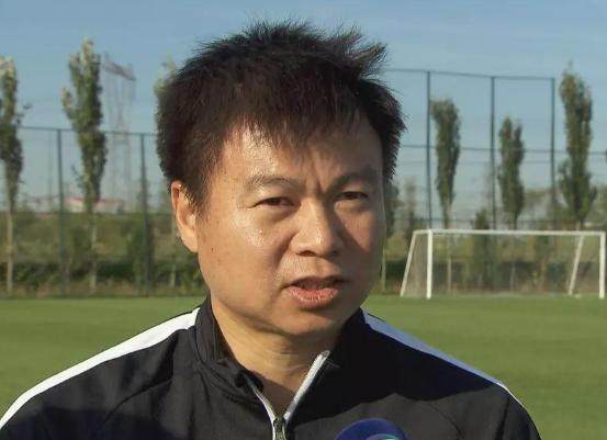 欧冠直播-于根伟：教练组满意大家的表现 能理解丛震的铲球